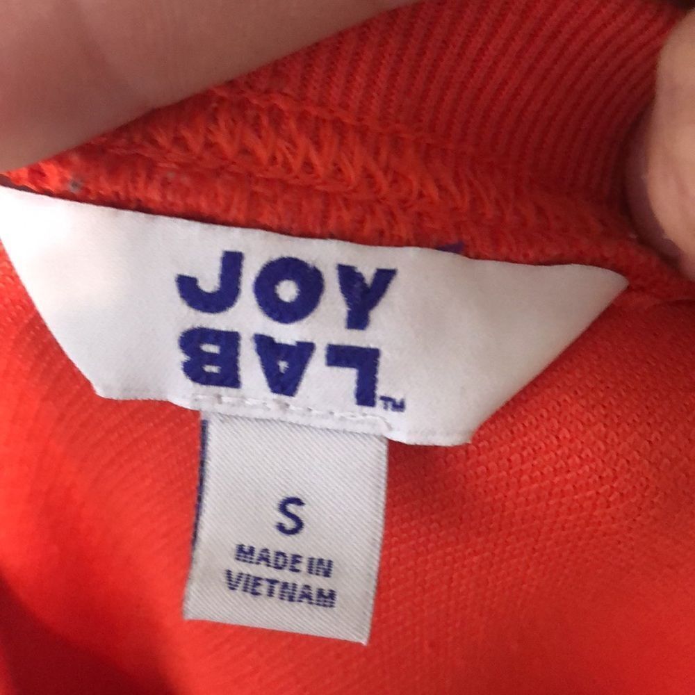 3For$20 sweater size small - Picture 3 of 3